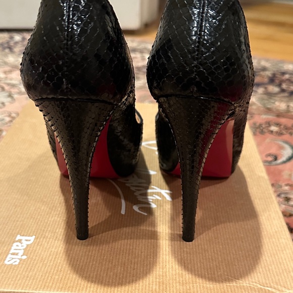 Christian Louboutin Black Textured Peep Toe Heels - Picture 3 of 4